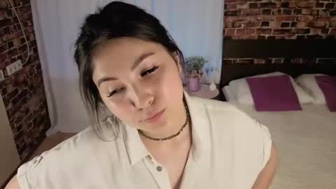 Snapshot of moonlight_siren chatting on July 6, 3:03 pm Bella online show from July 6, 3:03 pm