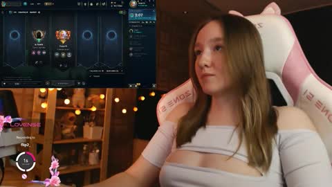 Katrin online show from October 26, 8:15 pm