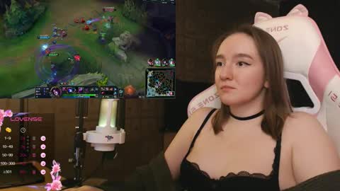 Katrin online show from February 4, 8:25 pm