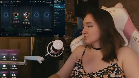 Katrin online show from April 3, 9:13 pm