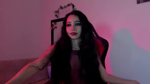 Snapshot of moonmadison chatting on October 8, 4:43 am Madison online show from October 8, 4:43 am