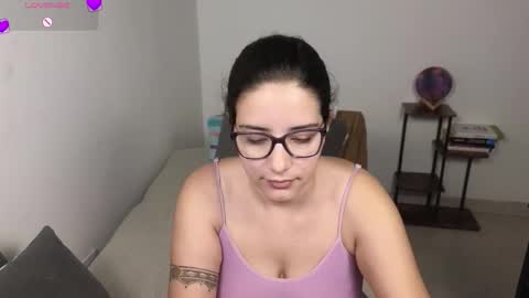 Moon Woman online show from March 4, 3:01 am