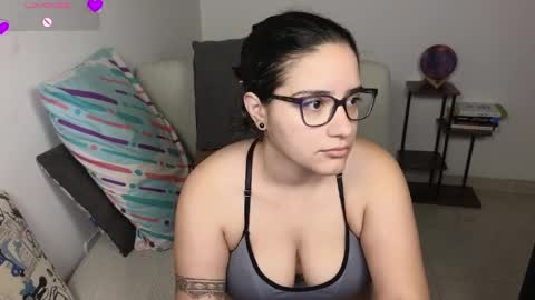Snapshot of moonwoman_ chatting on May 10, 3:55 am Moon Woman online show from May 10, 3:55 am