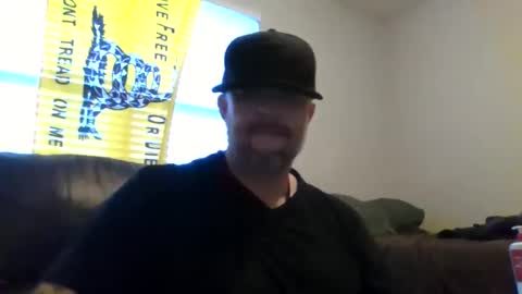 Snapshot of moozj750 chatting on September 17, 7:04 pm JT Mooz online show from September 17, 7:04 pm