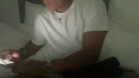 mora594574 online show from November 23, 10:53 pm