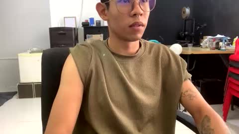 Andrew  online show from May 15, 4:58 pm