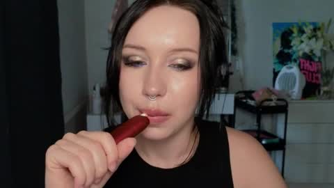 Snapshot of moranagoddess chatting on May 24, 3:17 pm Morana follow my boosty online show from May 24, 3:17 pm