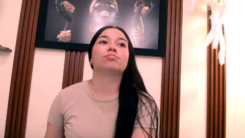 alexia online show from April 12, 7:30 pm