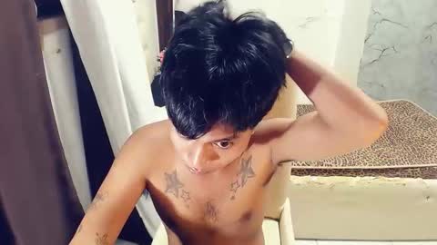 Snapshot of morena_dakx chatting on May 27, 4:04 pm morena_dakx online show from May 27, 4:04 pm