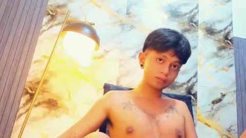 Snapshot of morena_dakx chatting on May 29, 12:58 pm morena_dakx online show from May 29, 12:58 pm