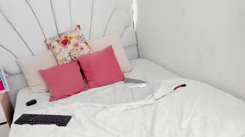 Snapshot of morena_lopez chatting on October 18, 1:56 pm Morena Lopez online show from October 18, 1:56 pm