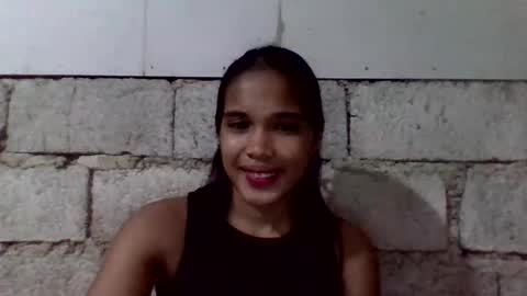 Snapshot of morenagirlpinay18 chatting on February 1, 1:15 am morenagirlpinay18 online show from February 1, 1:15 am