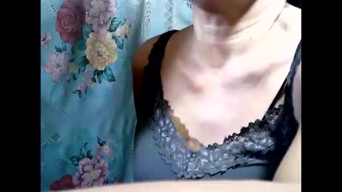 Snapshot of morenajane chatting on June 9, 8:48 am morenajane online show from June 9, 8:48 am