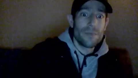 Snapshot of morenikoo26 chatting on December 1, 9:20 pm morenikoo26 online show from December 1, 9:20 pm