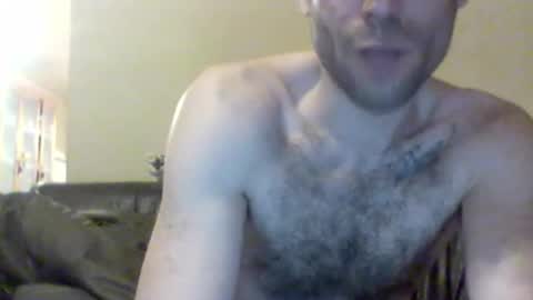 Snapshot of morenikoo26 chatting on January 6, 3:21 am morenikoo26 online show from January 6, 3:21 am