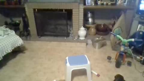 Snapshot of morenikoo26 chatting on April 19, 11:07 pm morenikoo26 online show from April 19, 11:07 pm