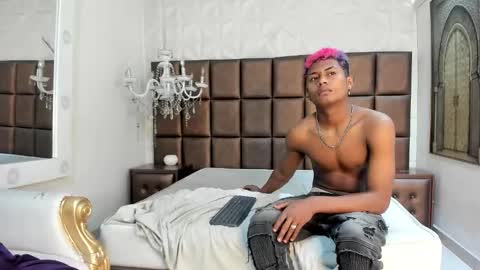 Snapshot of morenitodigno chatting on January 6, 7:06 pm Mmorenito online show from January 6, 7:06 pm