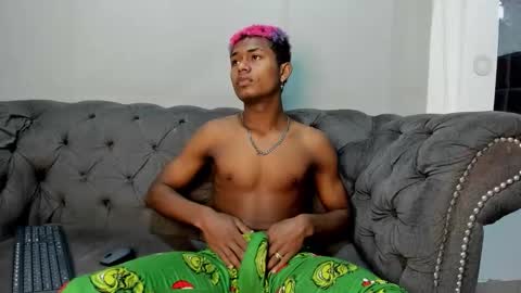 Snapshot of morenitodigno chatting on January 9, 7:04 pm Mmorenito online show from January 9, 7:04 pm