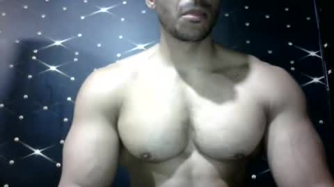 Snapshot of moreno1muscular chatting on March 2, 5:25 pm moreno1muscular online show from March 2, 5:25 pm