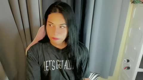 Snapshot of morgan_fuckdoll chatting on May 22, 2:08 am MORGAN online show from May 22, 2:08 am