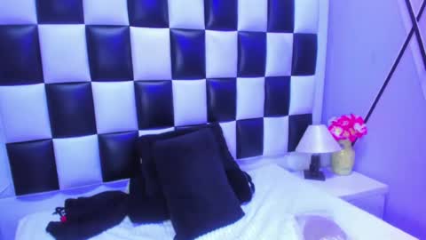 Snapshot of morganasmit_ chatting on June 12, 2:16 pm morganasmit_ online show from June 12, 2:16 pm