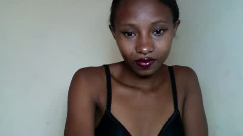 morgane_69 online show from May 19, 7:04 am