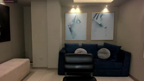 Morgan Hicks online show from November 16, 11:27 am