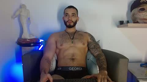 Snapshot of morgann_jones chatting on February 1, 10:30 pm morgan online show from February 1, 10:30 pm