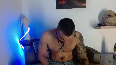 Snapshot of morgann_jones chatting on April 28, 11:21 pm morgan online show from April 28, 11:21 pm