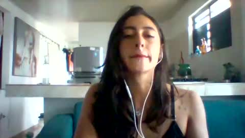 Snapshot of moritha2397 chatting on June 2, 1:57 pm moritha2397 online show from June 2, 1:57 pm