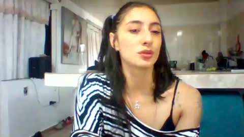 Snapshot of moritha2397 chatting on June 4, 3:29 pm moritha2397 online show from June 4, 3:29 pm
