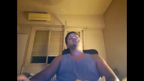 Snapshot of morocho777 chatting on December 12, 5:10 am Bruno online show from December 12, 5:10 am