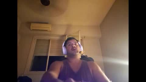 Snapshot of morocho777 chatting on February 3, 4:25 am Bruno online show from February 3, 4:25 am