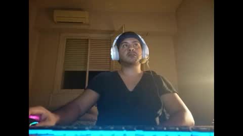 Snapshot of morocho777 chatting on March 9, 6:39 am Bruno online show from March 9, 6:39 am