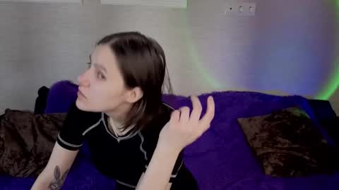 Snapshot of morphedjoy chatting on March 1, 6:04 am morphedjoy online show from March 1, 6:04 am