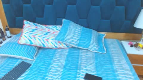 morrigan_luxus online show from November 15, 1:29 pm