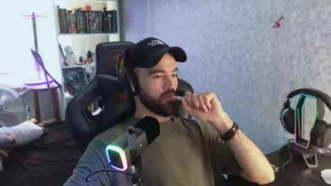 Snapshot of mortifelss chatting on September 17, 11:34 am mortifelss online show from September 17, 11:34 am