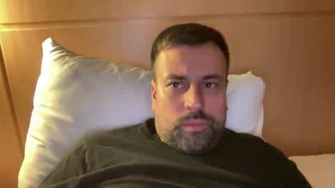 Snapshot of morty87geil chatting on January 7, 6:43 pm morty87geil online show from January 7, 6:43 pm