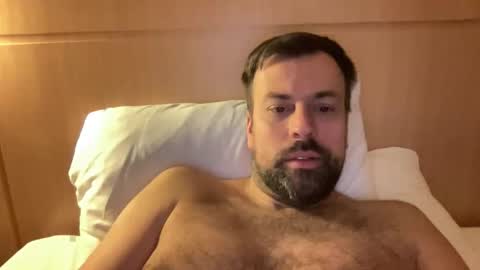 Snapshot of morty87geil chatting on February 8, 4:49 am morty87geil online show from February 8, 4:49 am