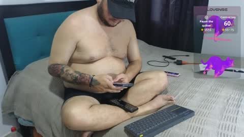 Snapshot of moshi_uwu chatting on April 4, 2:54 am moshi_uwu online show from April 4, 2:54 am