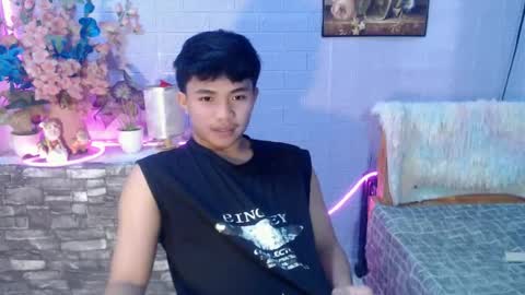 mostwantedtwink online show from July 20, 3:25 pm