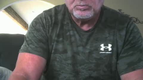 Snapshot of motorguy08 chatting on September 11, 2:39 pm motorguy08 online show from September 11, 2:39 pm