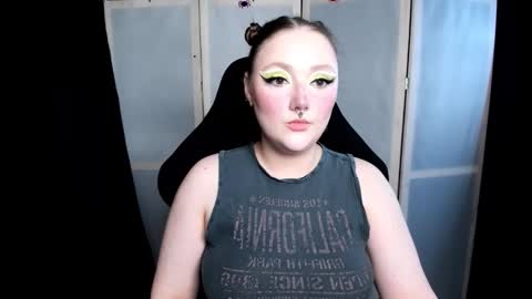 Snapshot of motorkate chatting on November 18, 1:55 am motorkate online show from November 18, 1:55 am