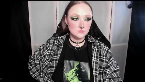 Snapshot of motorkate chatting on February 3, 7:13 am motorkate online show from February 3, 7:13 am