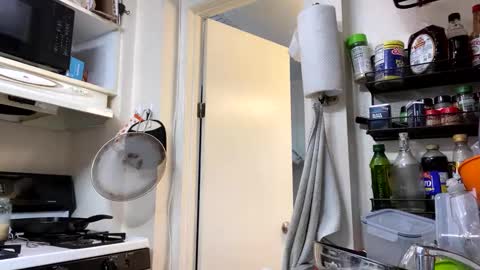 Snapshot of mountainmane2 chatting on January 2, 11:16 pm hot-caution online show from January 2, 11:16 pm