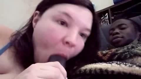 Snapshot of movesmoney030 chatting on November 19, 9:48 pm movesmoney030 online show from November 19, 9:48 pm