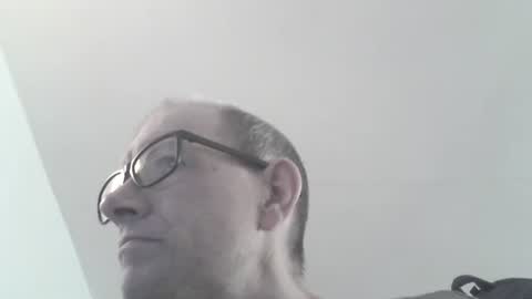 Snapshot of moviem1978 chatting on March 20, 9:47 am Frederik online show from March 20, 9:47 am