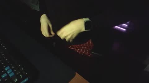 Snapshot of mr0699hotboy chatting on November 8, 1:50 am mr0699hotboy online show from November 8, 1:50 am