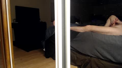 Snapshot of mr4269 chatting on January 21, 5:27 am mr4269 online show from January 21, 5:27 am