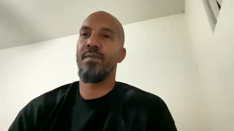 Mr. Good and Ms. Plenty online show from February 24, 2:51 am